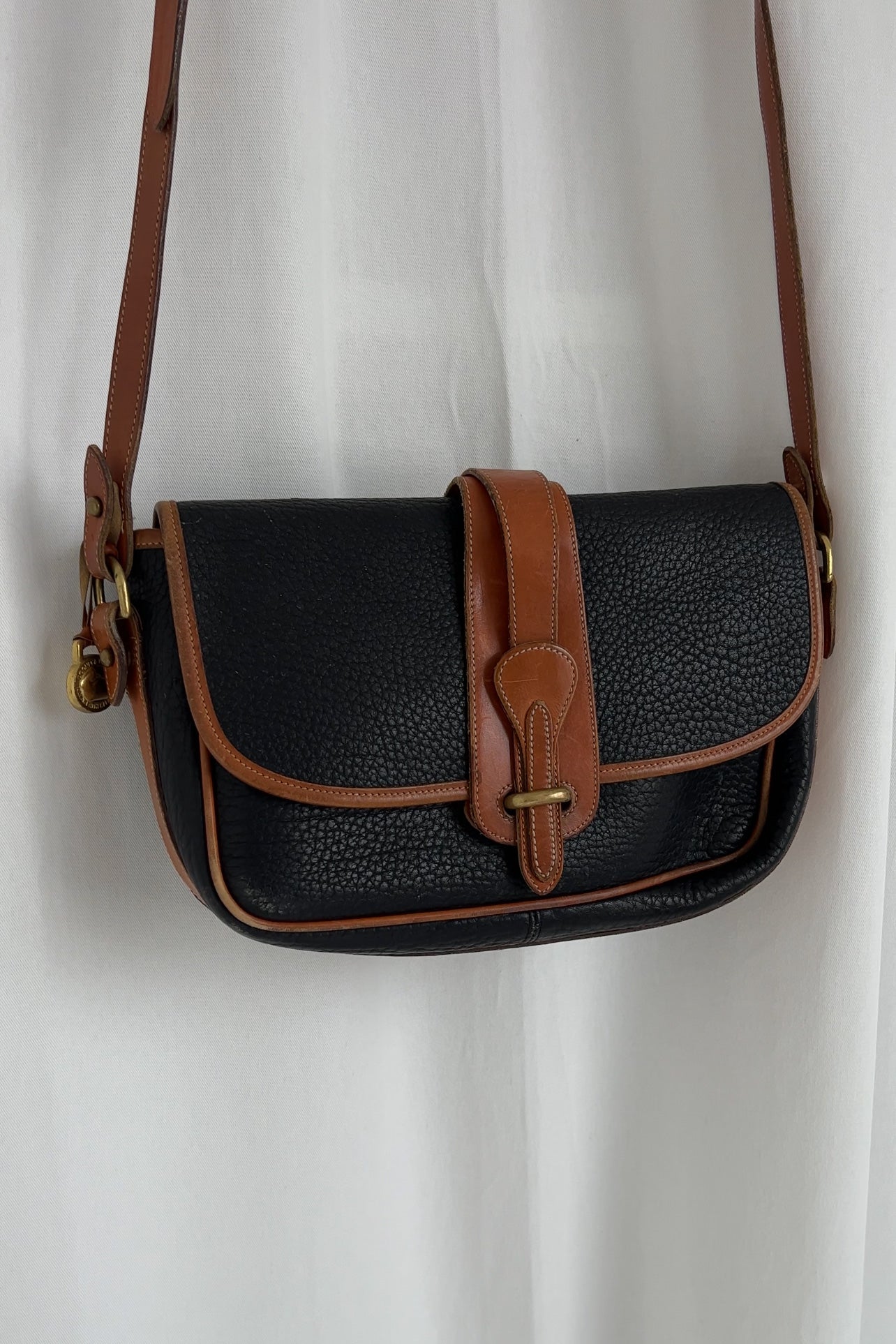 Vintage Onyx Dooney & Bourke Leather Shoulder Bag